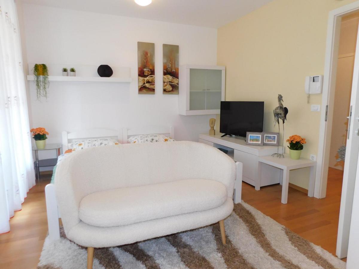 Apartma Minas Apartment Ljubljana Exterior photo